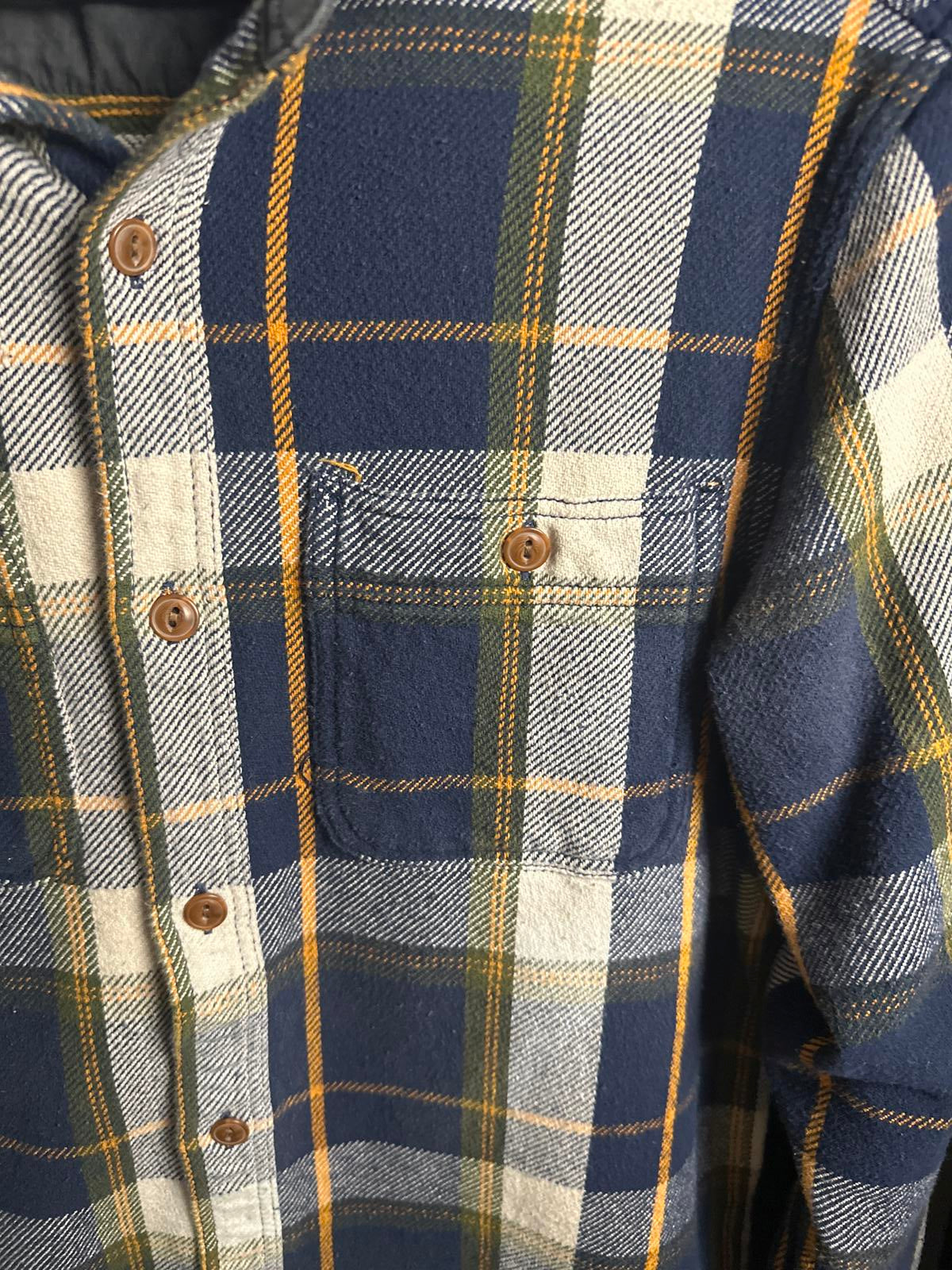 Old Navy Men's Regular Fit Plaid Flannel Shirt
