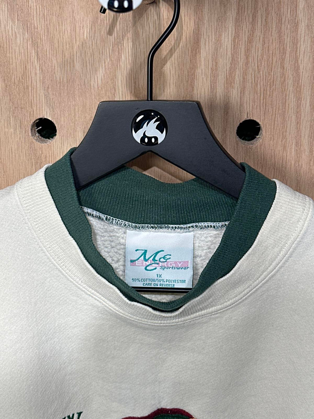 Woman's Winter Bear Embroidered Sweatshirt