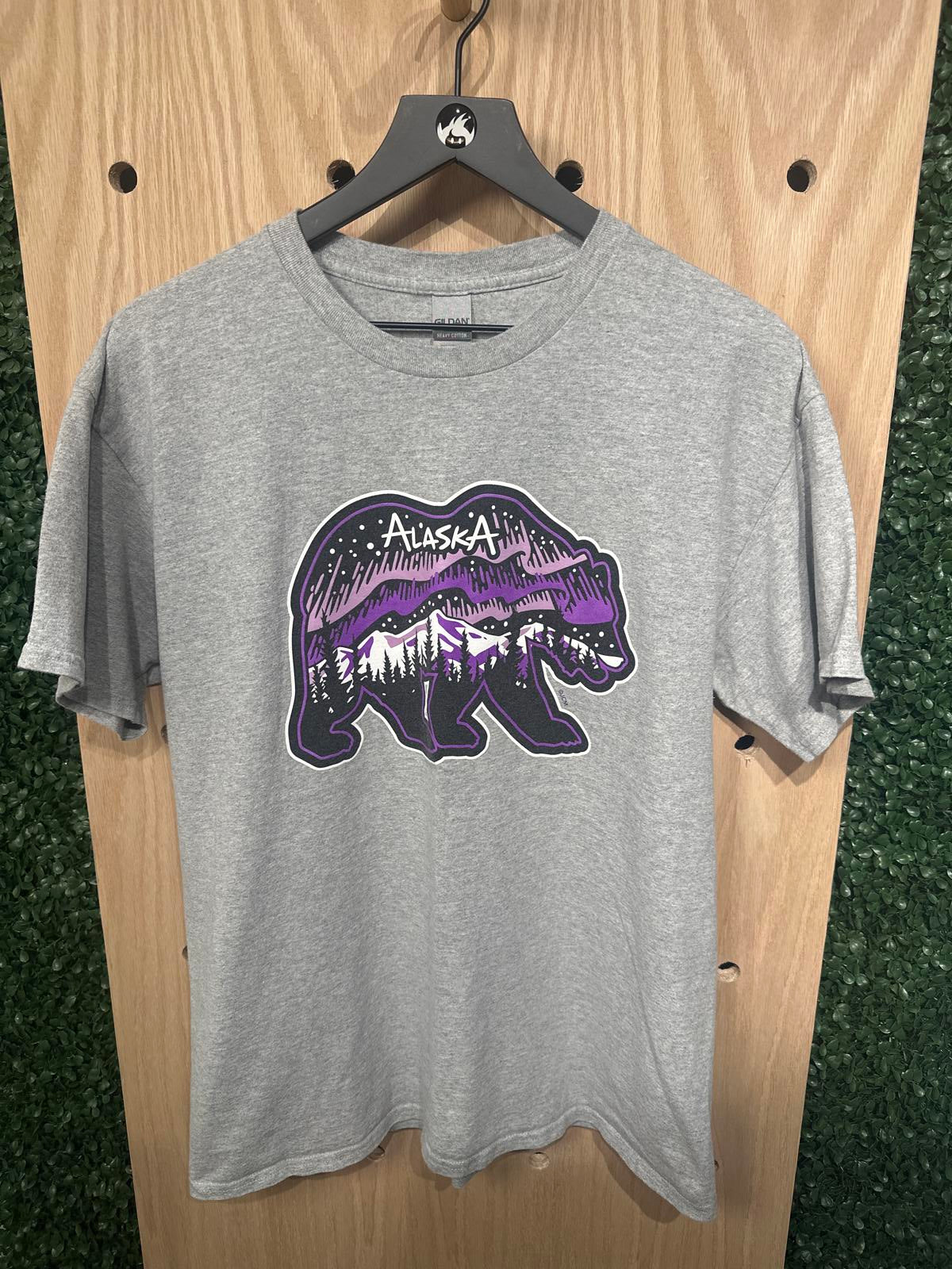 Men's Gray Alaska Bear Graphic T-Shirt Size Large