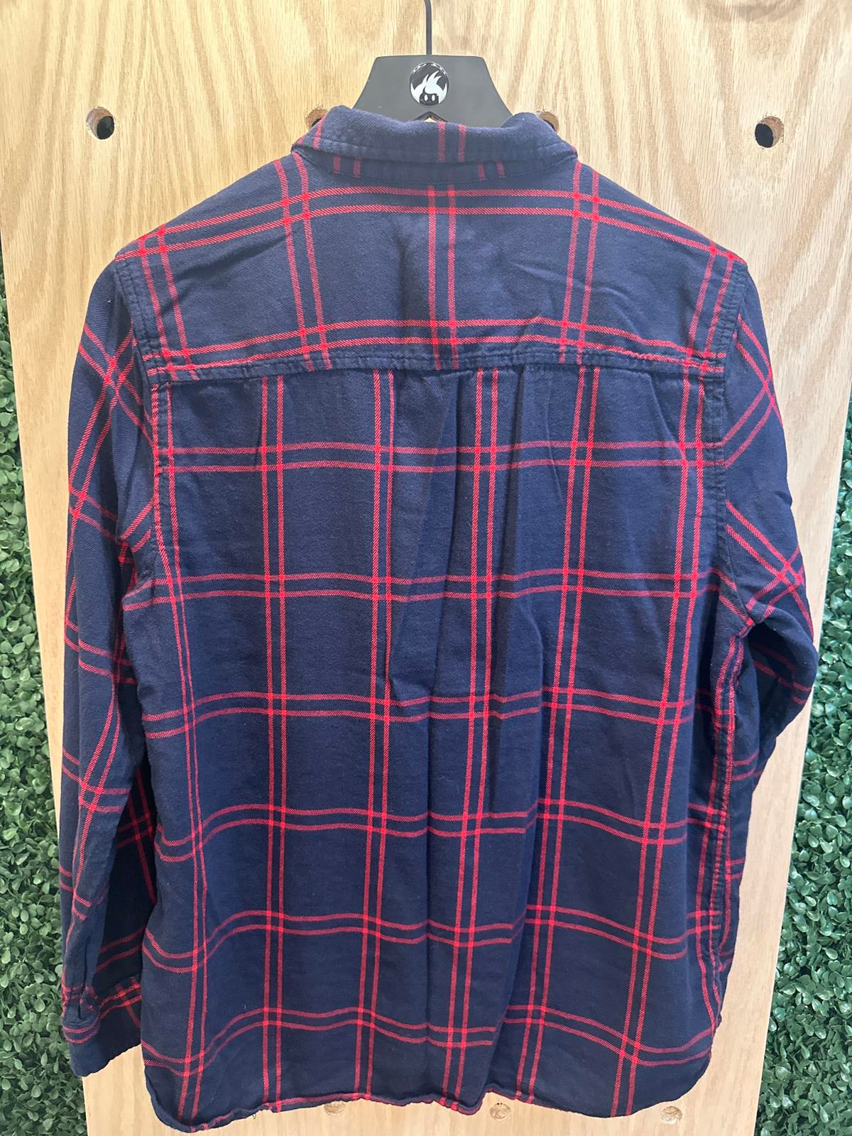 GAP Woman's Fitted Button-Up Shirt Navy Red Plaid