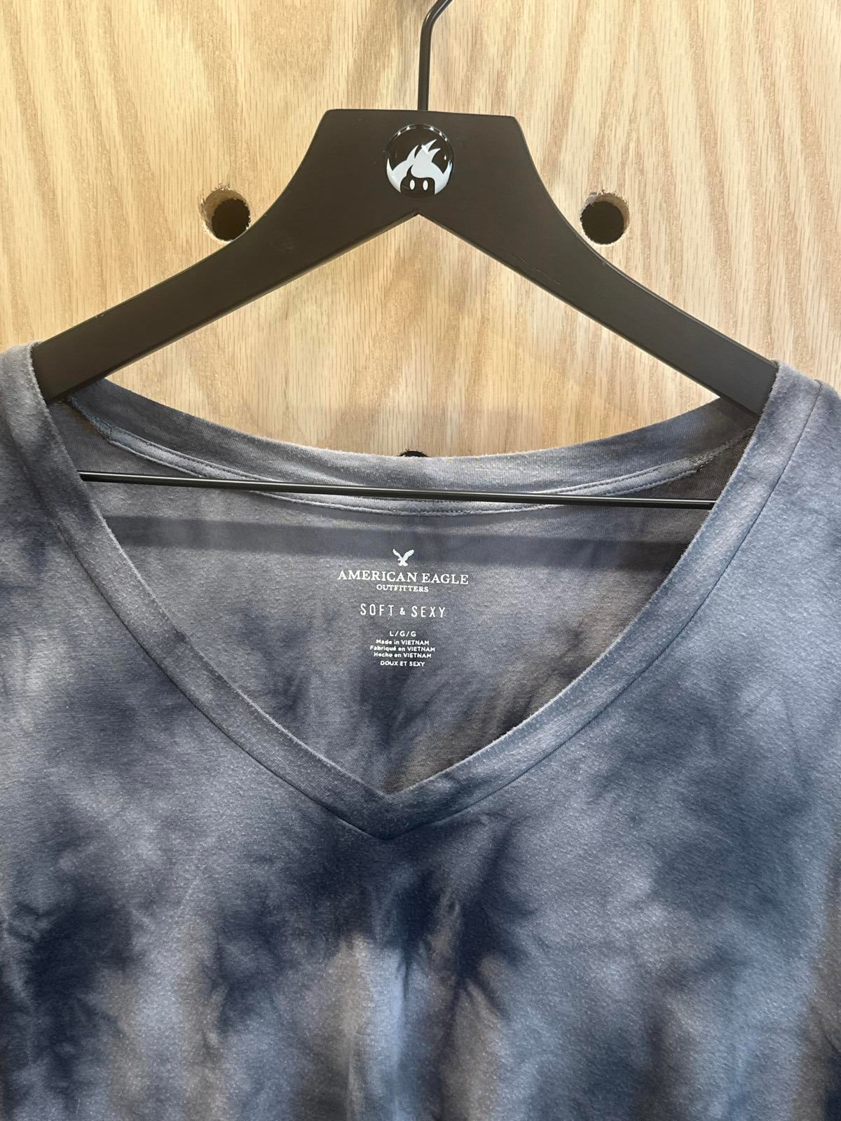 American Eagle Soft & Sexy Tie-Dye V-Neck Short Sleeve Crop Top