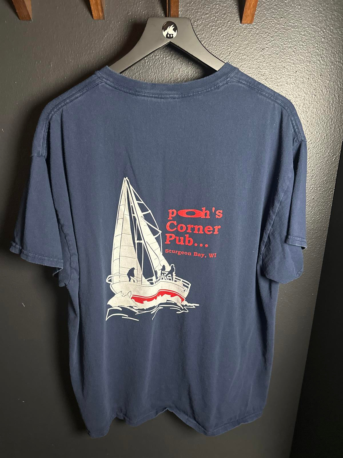 Poh's Corner Pub Sturgeon Bay WI Graphic Men's T-Shirt