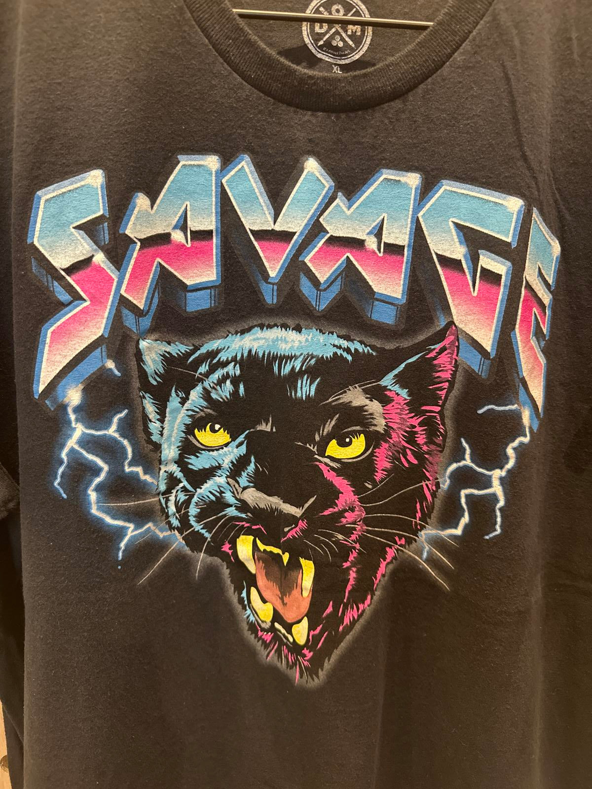 Black Graphic 'Savage' Panther T-Shirt Size XL