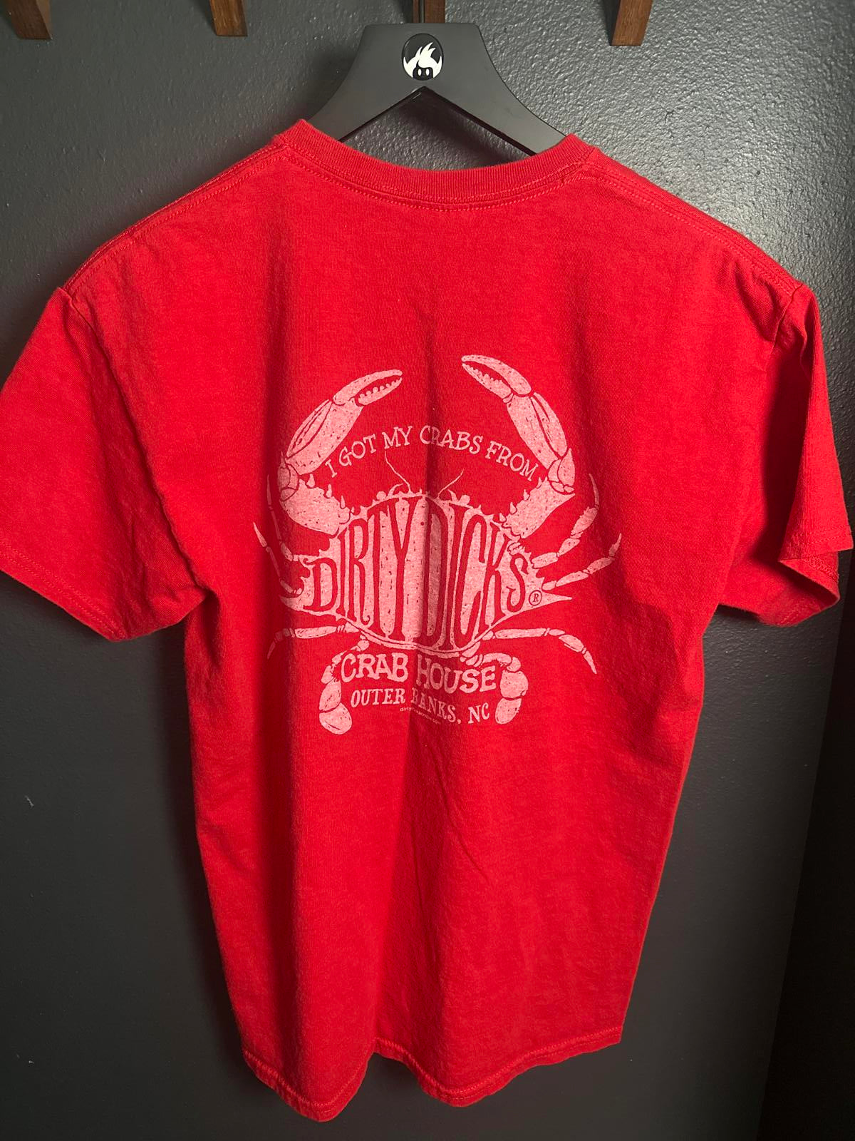 Dirty Dick's Crab House Red T-Shirt - Gildan Ultra Cotton Size M
