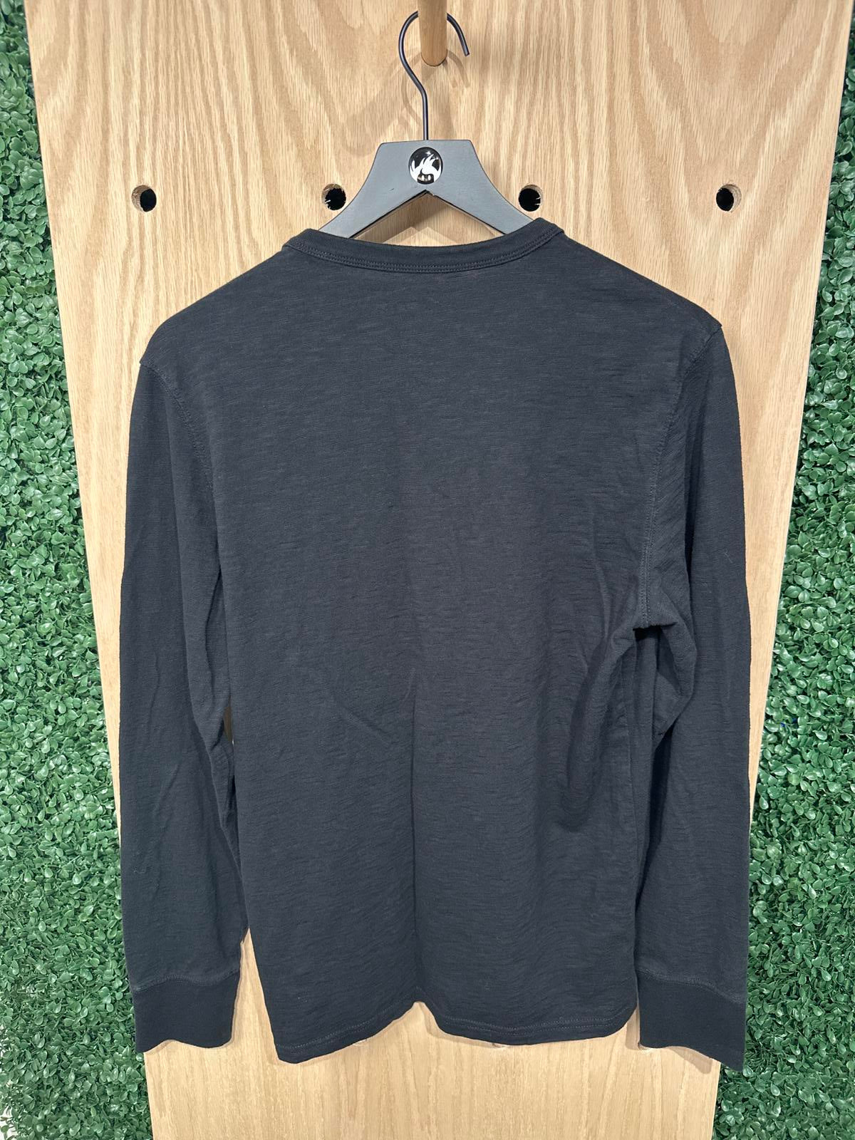 American Eagle Outfitters Men's Long Sleeve Athletic Fit Shirt