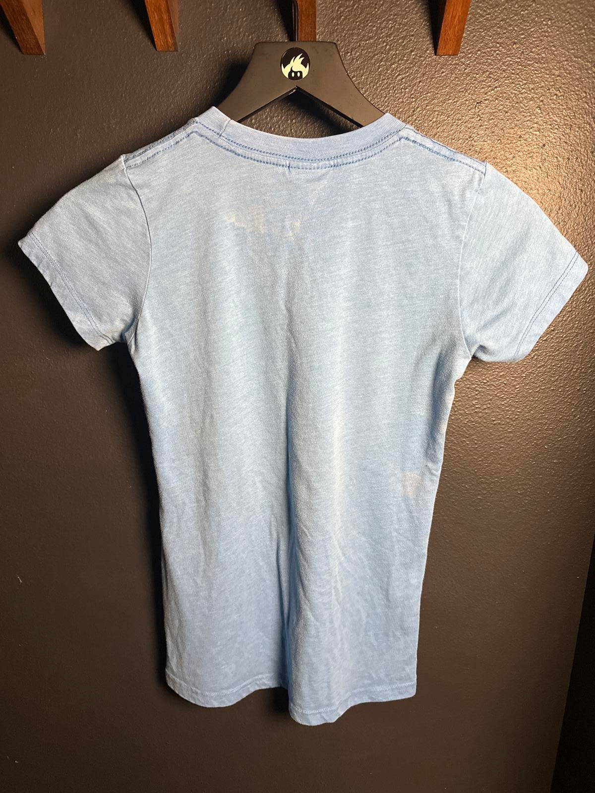 Vintage Rocking Out Graphic Tee - Medium Blue