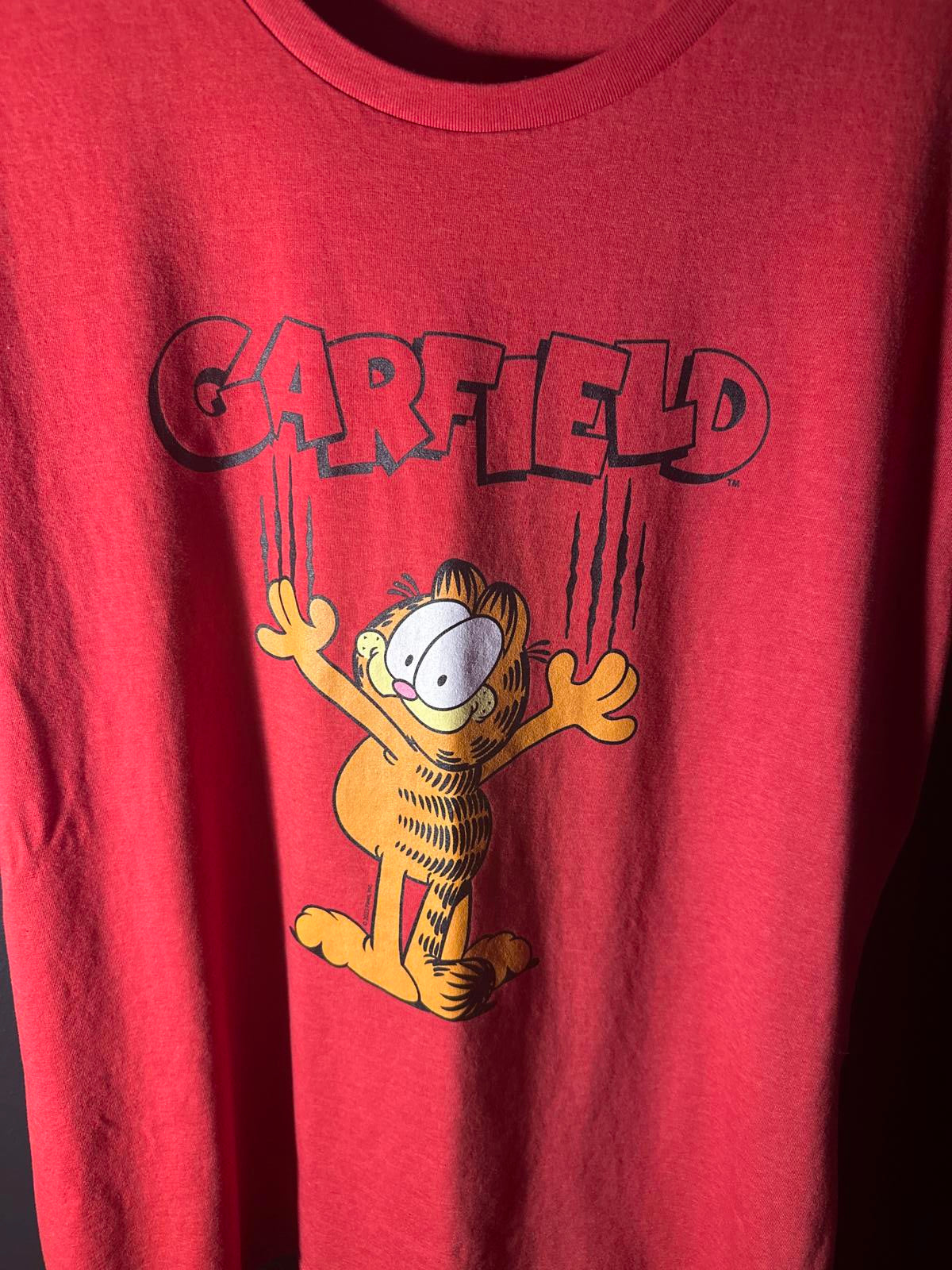 Garfield Graphic Tee - Red XL