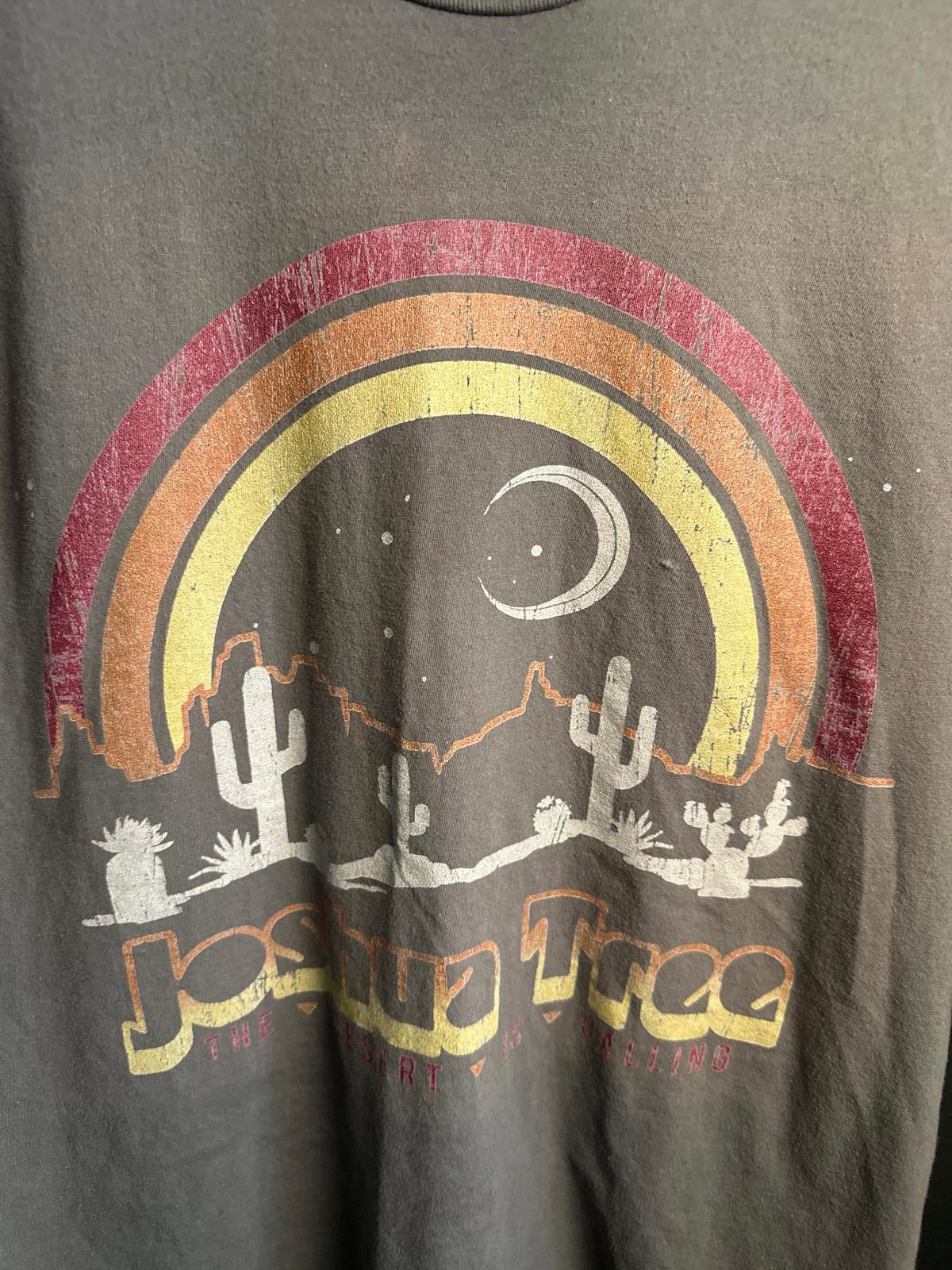 Vintage Style Joshua Tree Graphic Tee