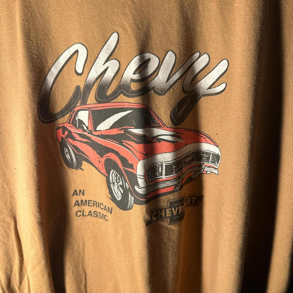 Woman's Chevy Classic Car Graphic T-Shirt Crop Top XL