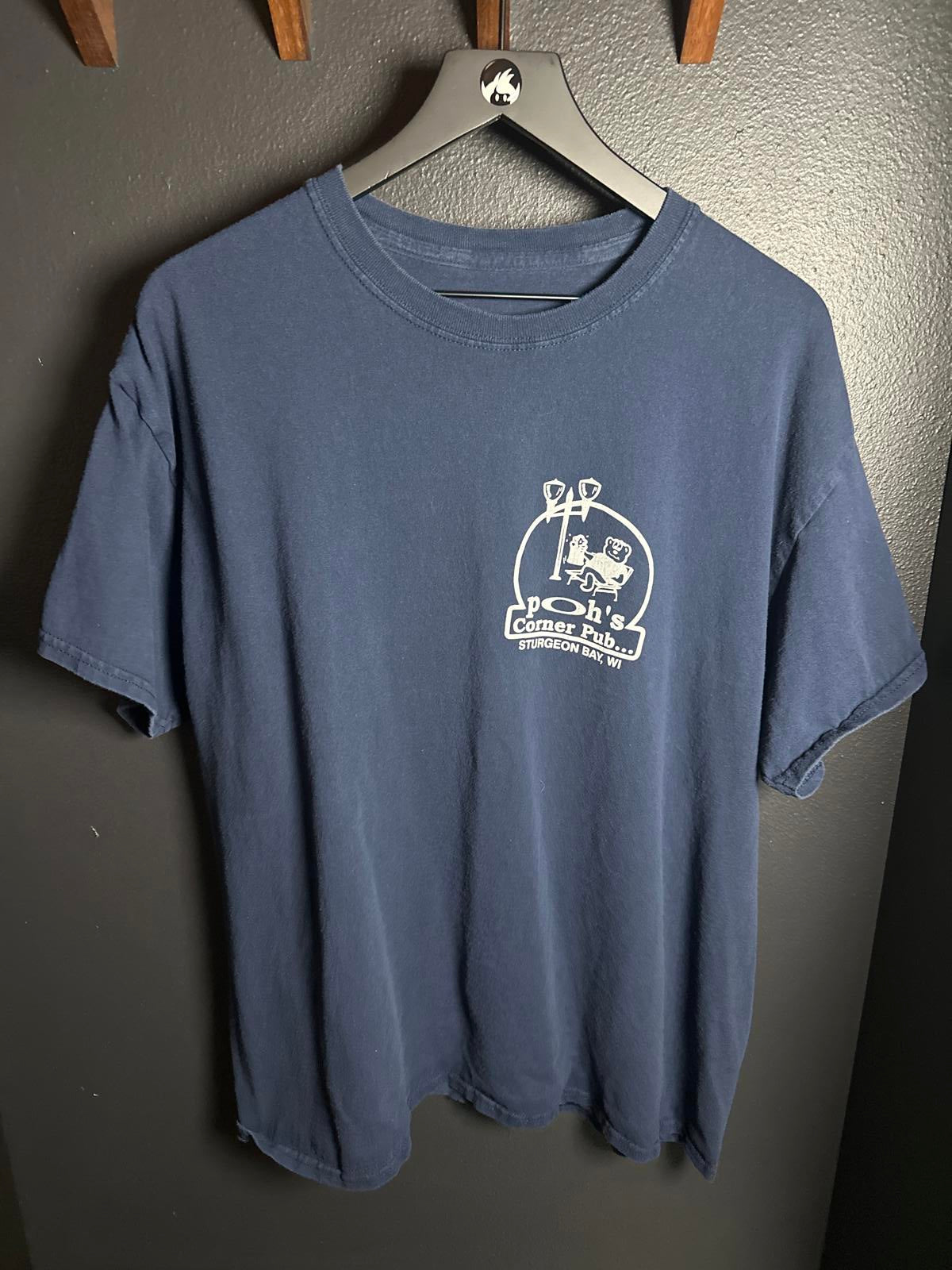 Poh's Corner Pub Sturgeon Bay WI Graphic Men's T-Shirt