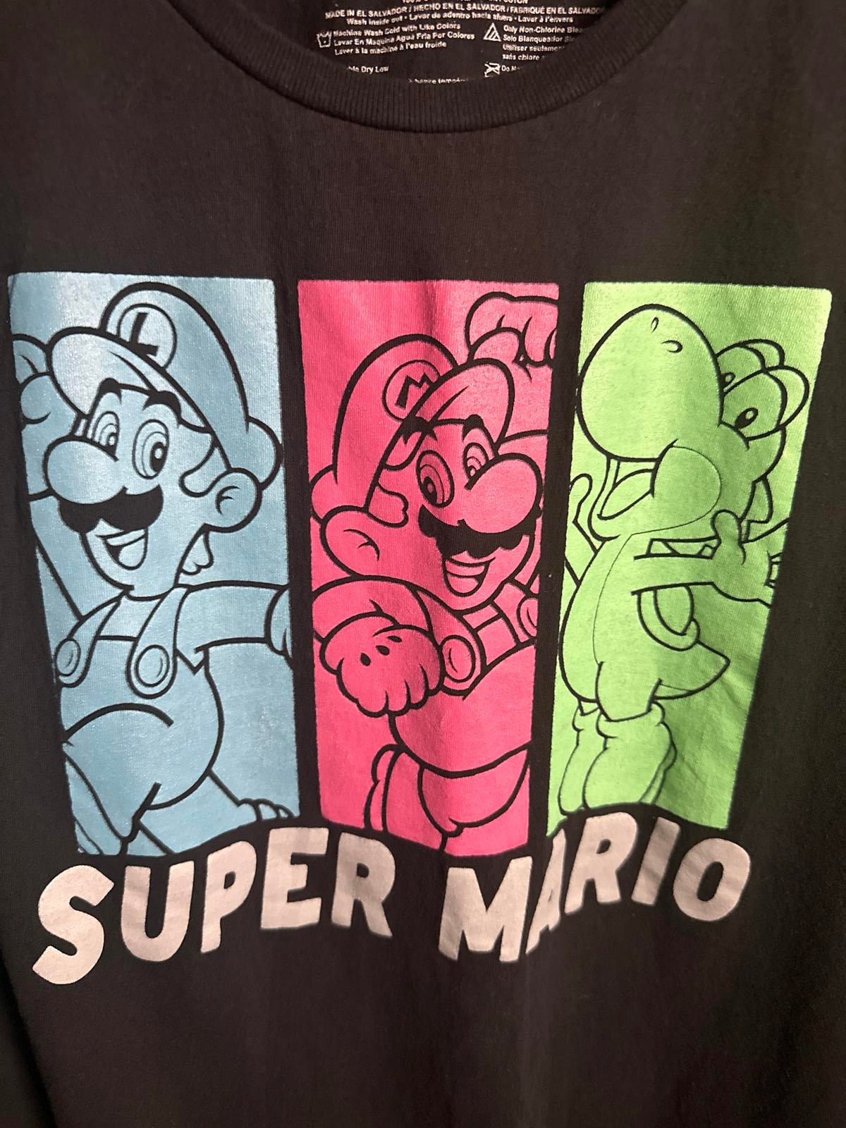 Vintage Style Super Mario Graphic Tee - XL