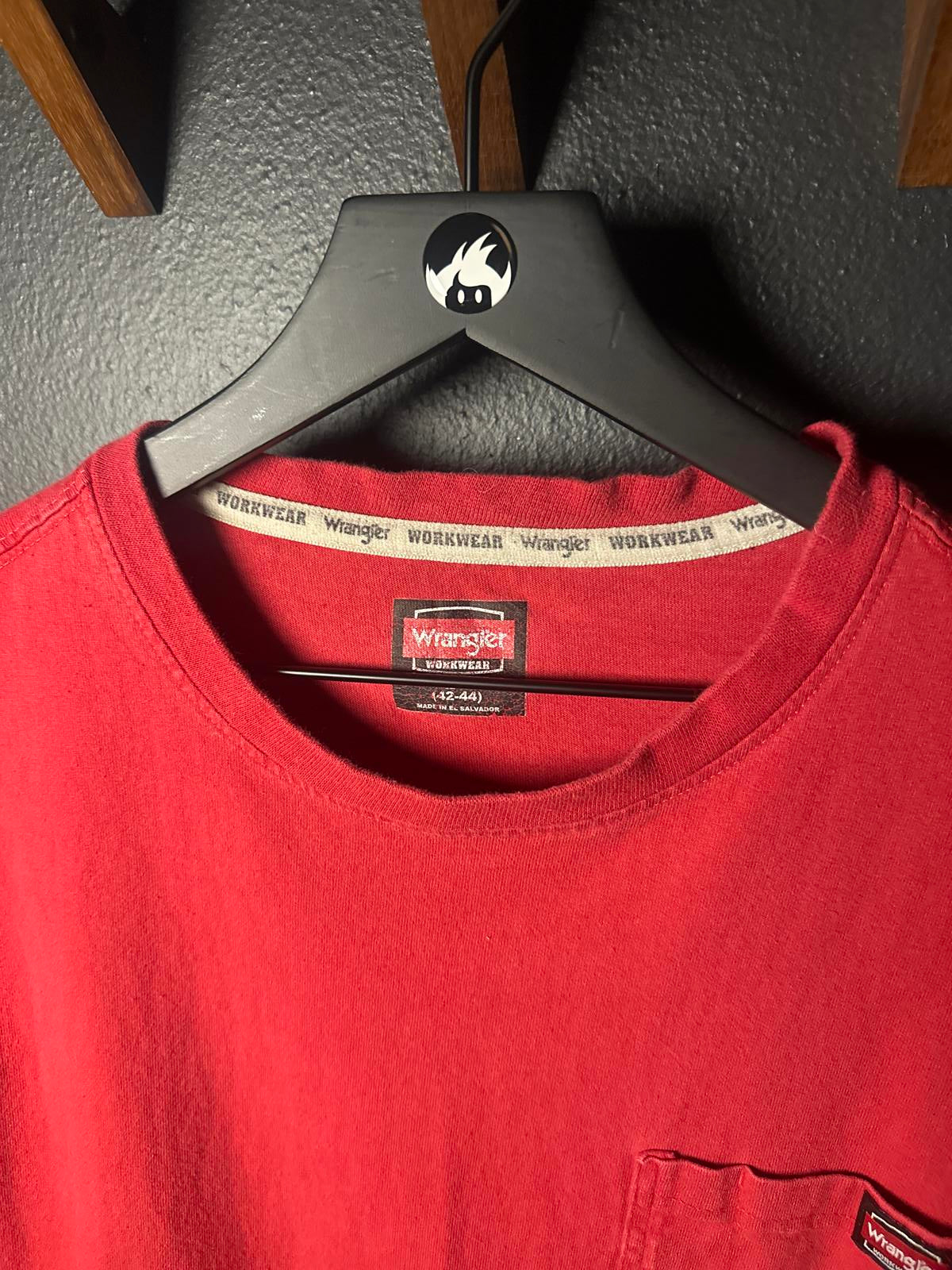 Wrangler Red Pocket T-Shirt - Casual Comfort