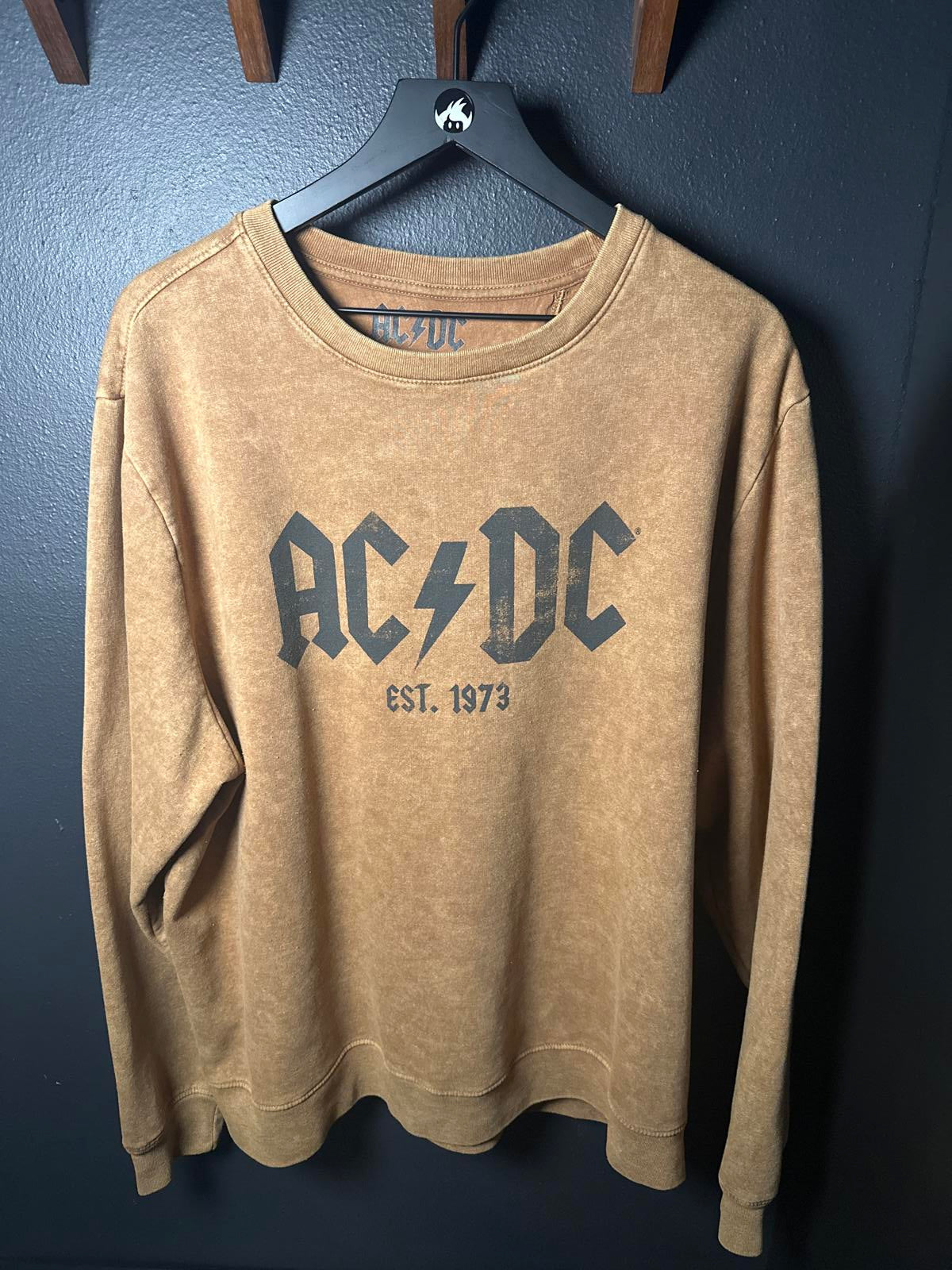 AC/DC Sweatshirt/Crewneck - Established 1973 - XL
