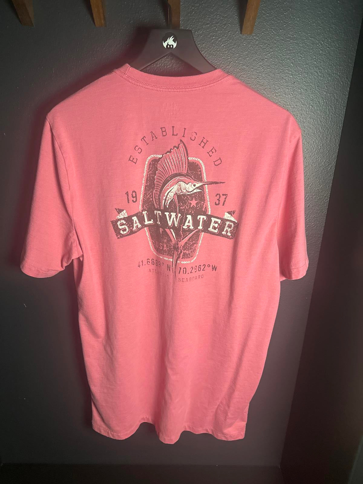 IZOD Saltwater Graphic T-Shirt Men's Large