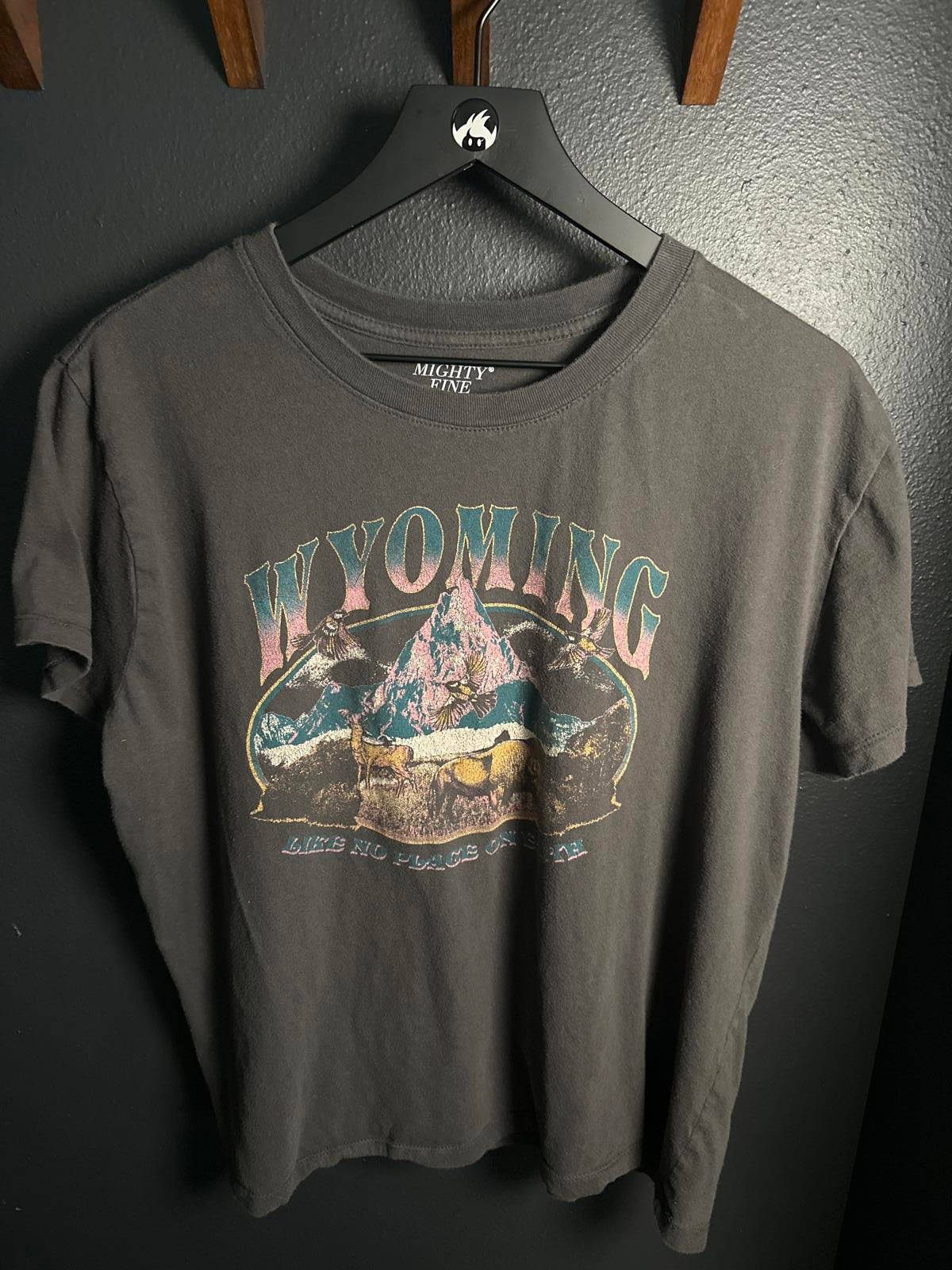 Mighty Fine Wyoming Graphic T-Shirt/Crop-Top
