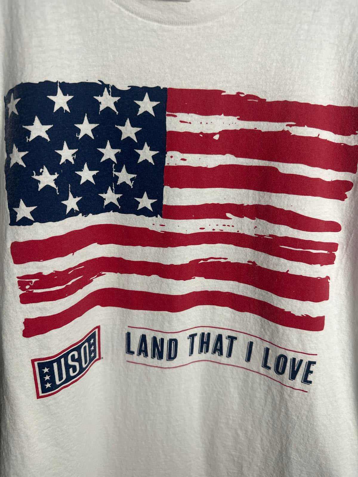 Bayside USA Flag Graphic T-Shirt Large