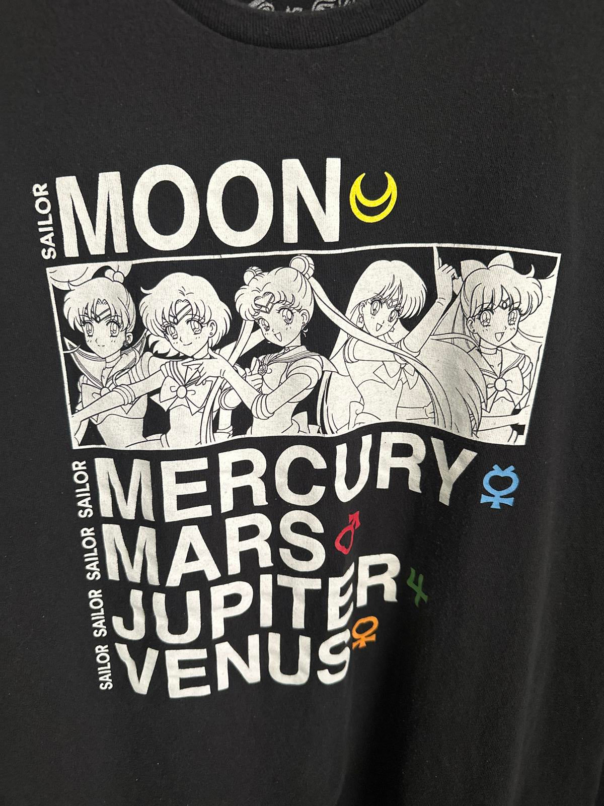 Sailor Moon Planet Graphic Tee - Size L