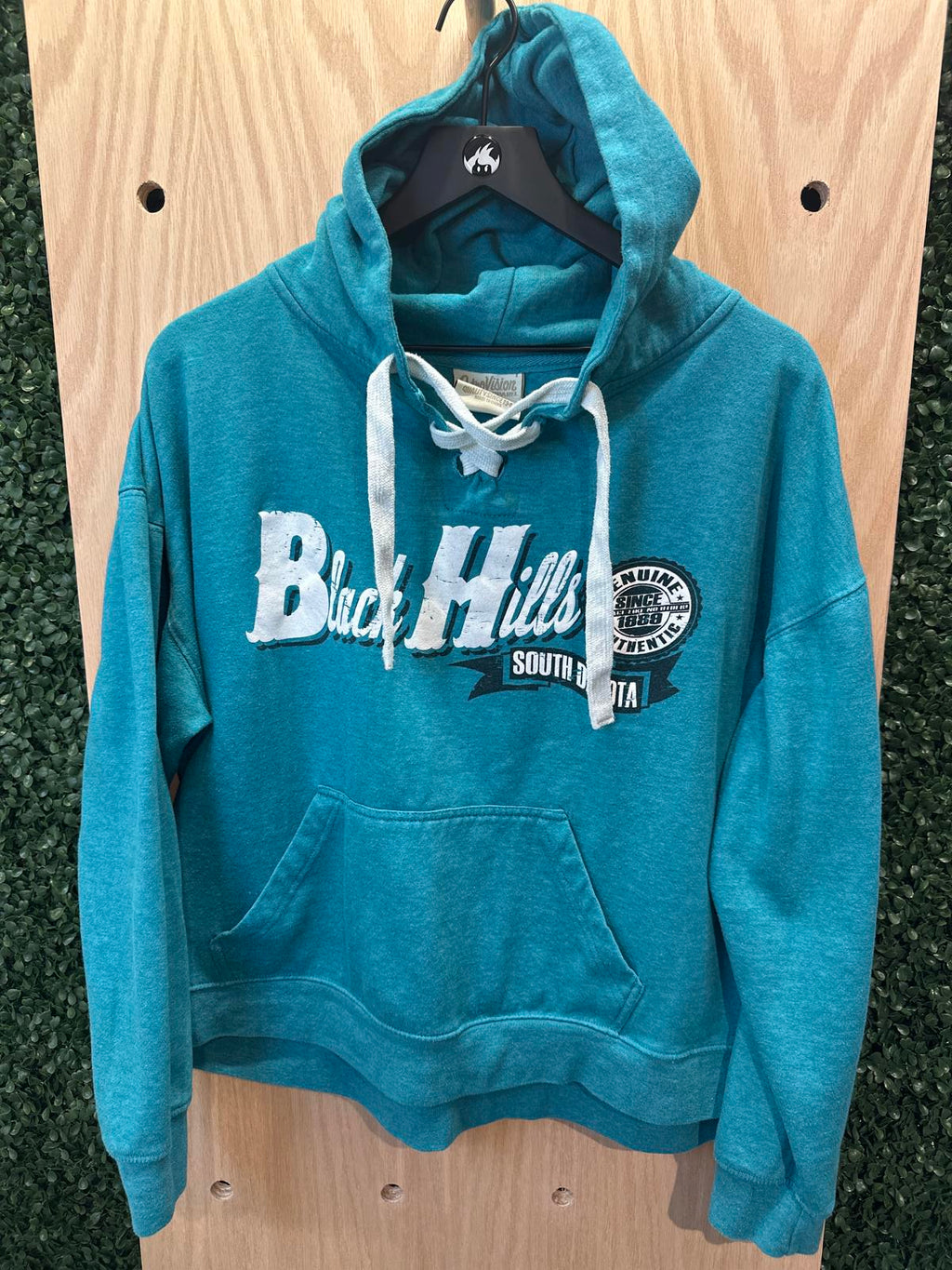 RetroVision Black Hills South Dakota Hoodie Sweatshirt