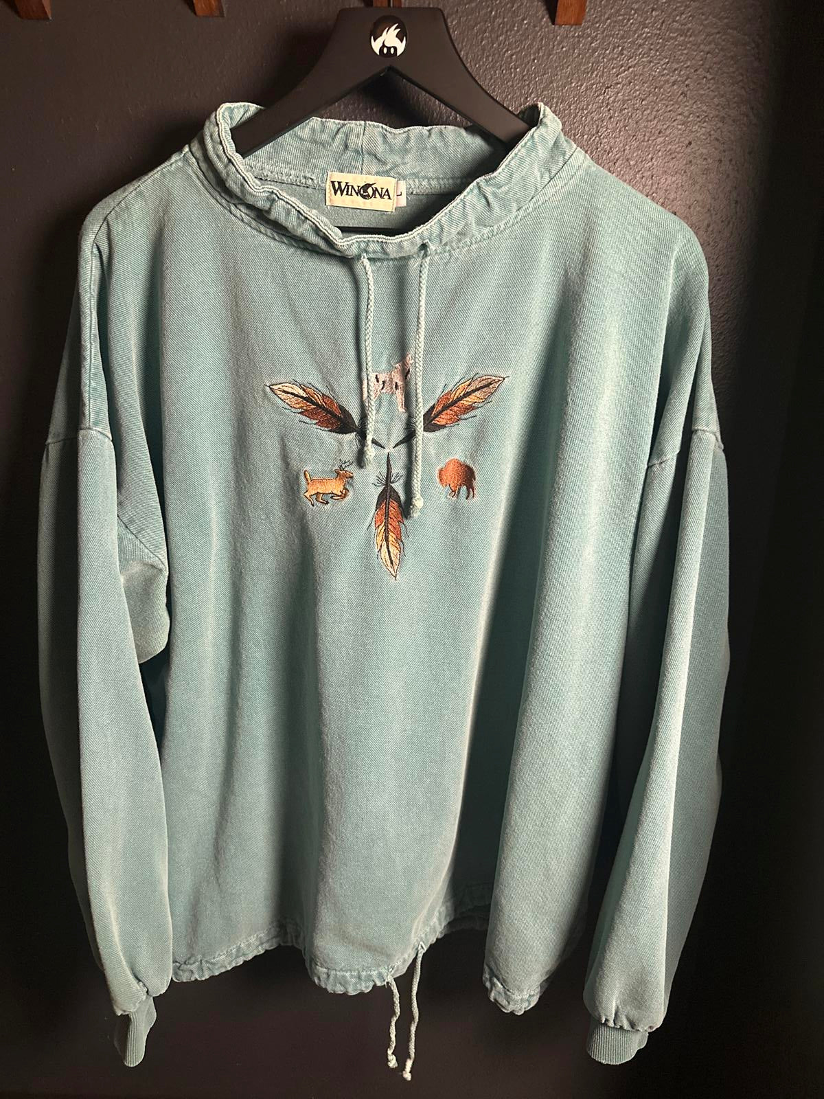 Winona Men's Pullover Hoodie Sweatshirt with Feather and Animal Embroidery