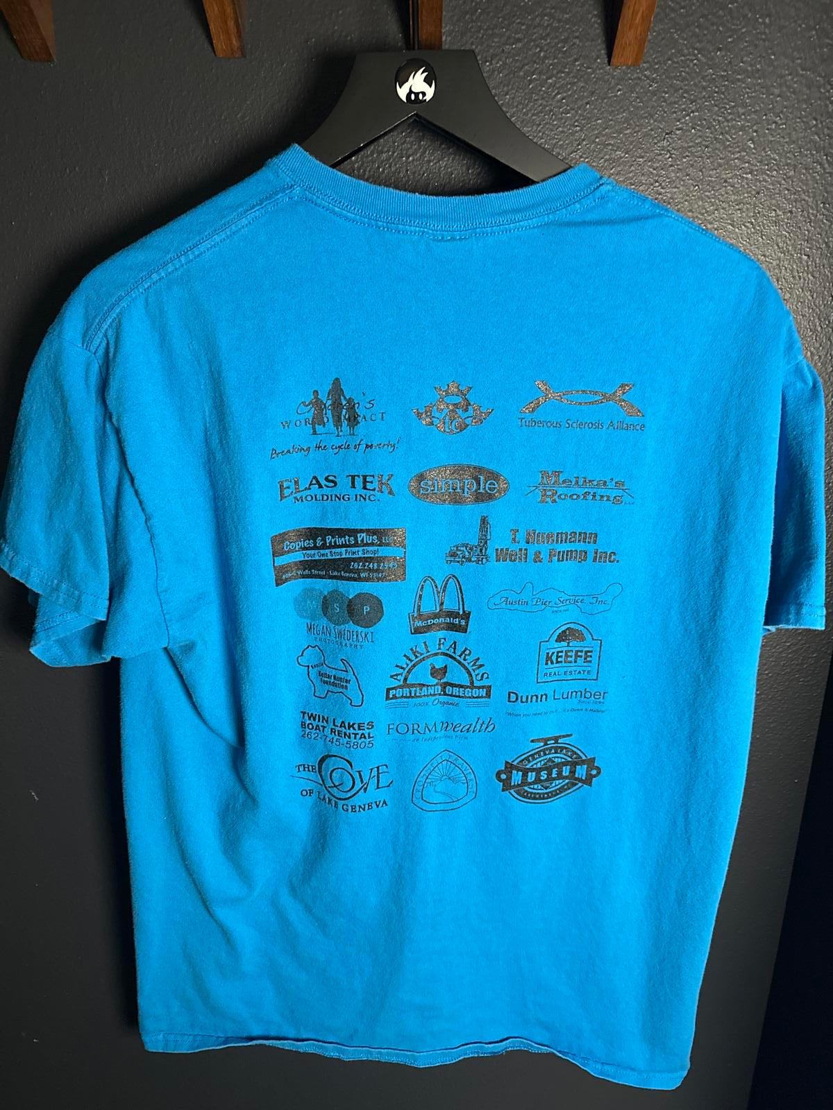 Hanes The Geneva Lakes Amazing Race 2014 Blue T-Shirt Large
