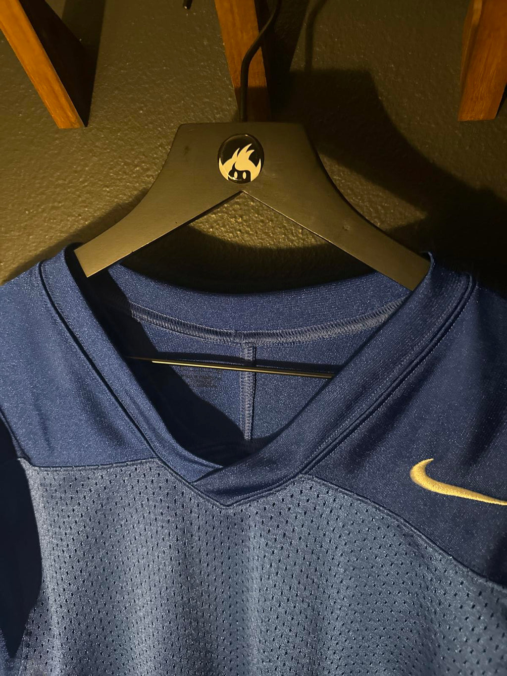 Nike Women's Blue Athletic Jersey - Size XL