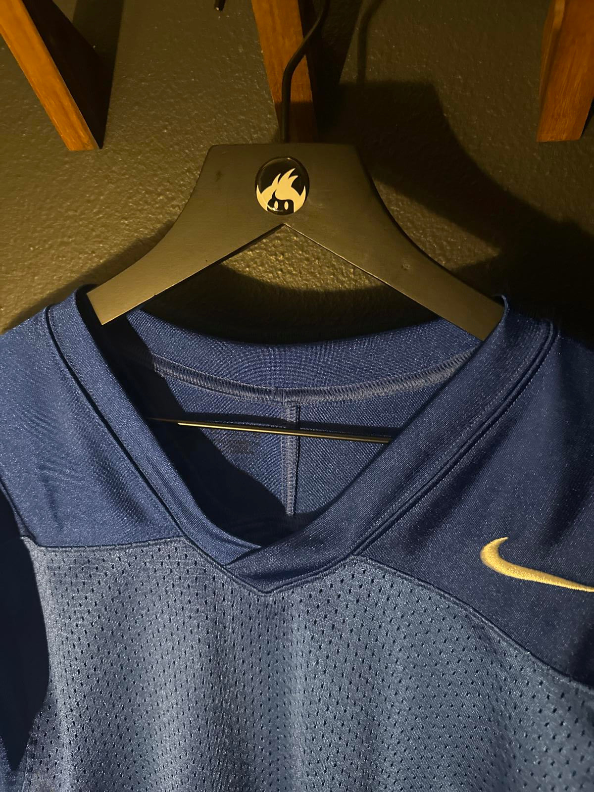 Nike Women's Blue Athletic Jersey - Size XL