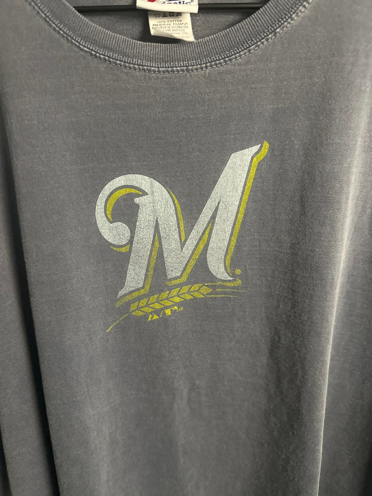 Majestic Milwaukee Brewers Men's T-Shirt