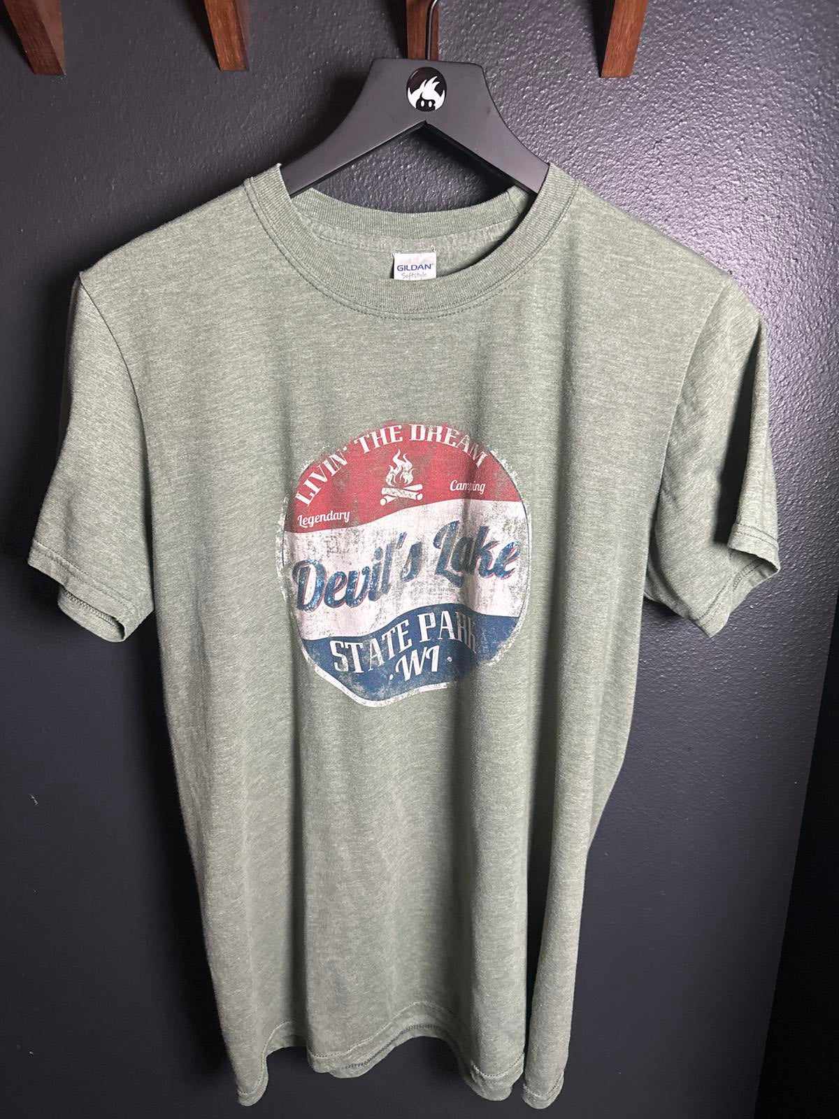 Gildan Softstyle Men's Short Sleeve T-Shirt - Devil's Lake State Park Graphic