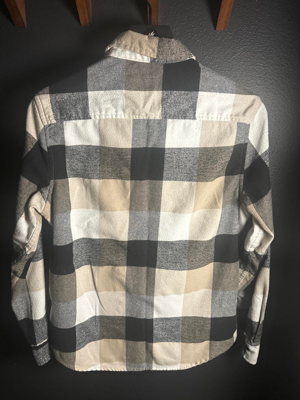 Free Planet Men's Plaid Button-Up Shirt Size Small
