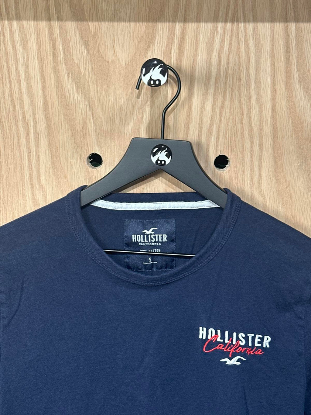 Hollister Men's Long Sleeve Navy Blue Shirt