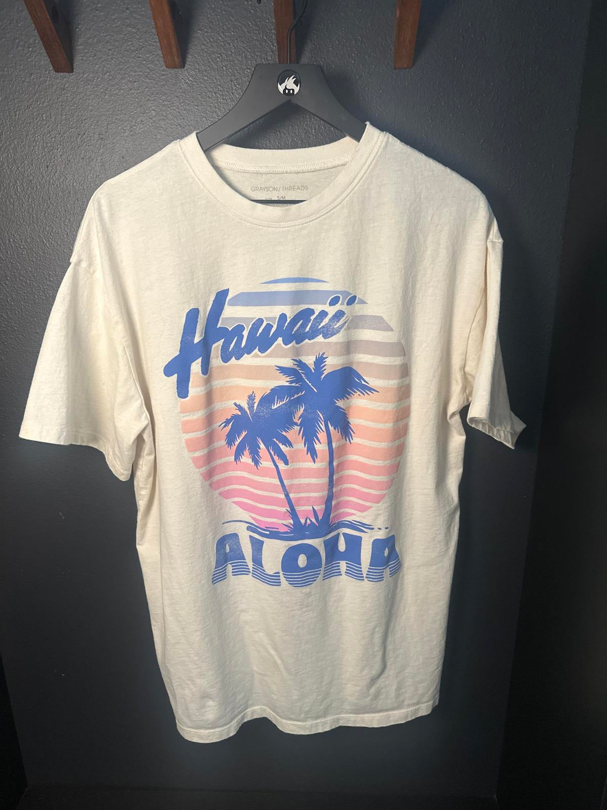 Hawaii Aloha Graphic Tee - Grayson Threads