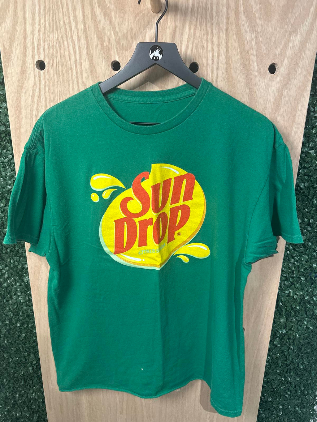 Sun Drop Graphic Men's T-Shirt Green