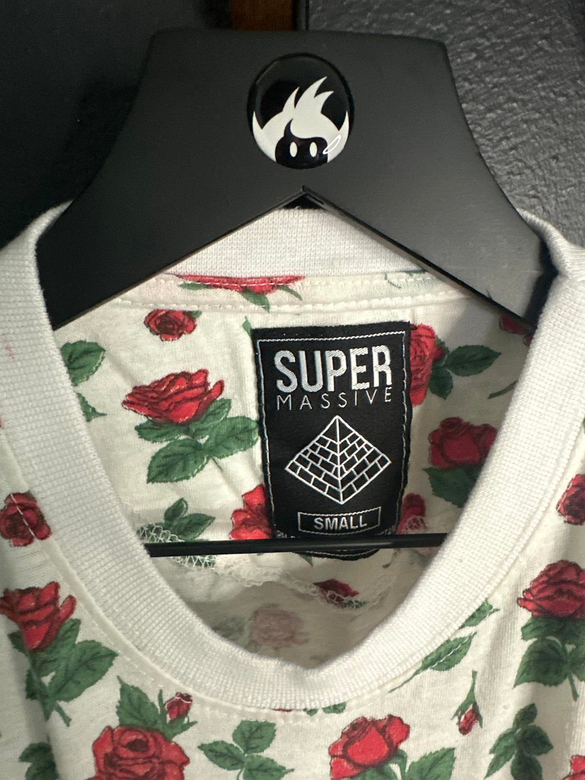 Super Massive Floral Rose Print T-Shirt - Small