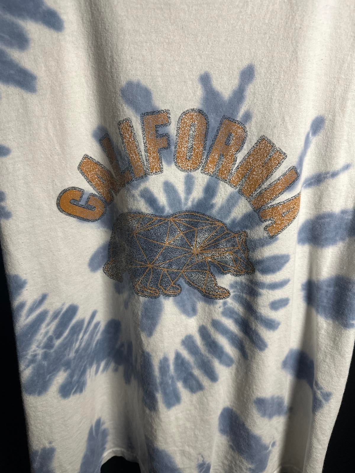 Leisure California Tie-Dye Tee - Blue & White