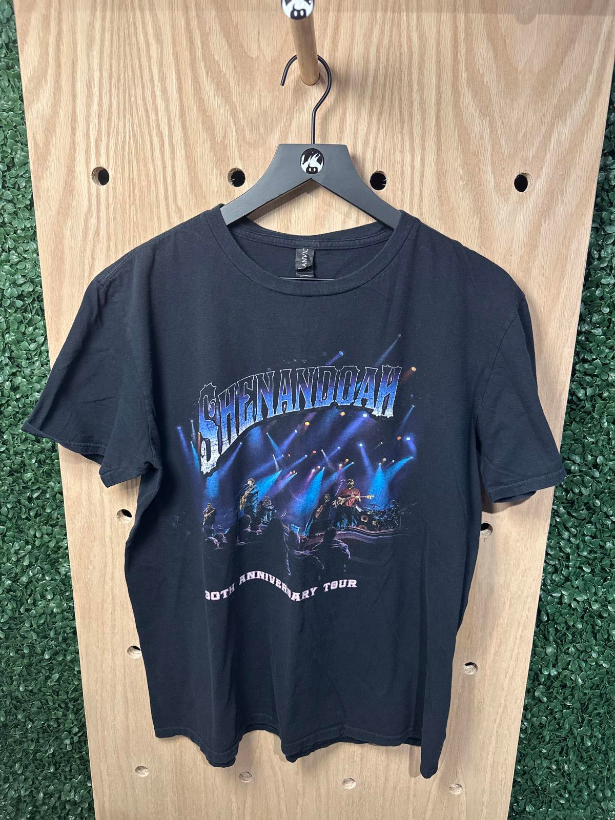 Shenandoah 30th Anniversary Tour Black Graphic T-Shirt