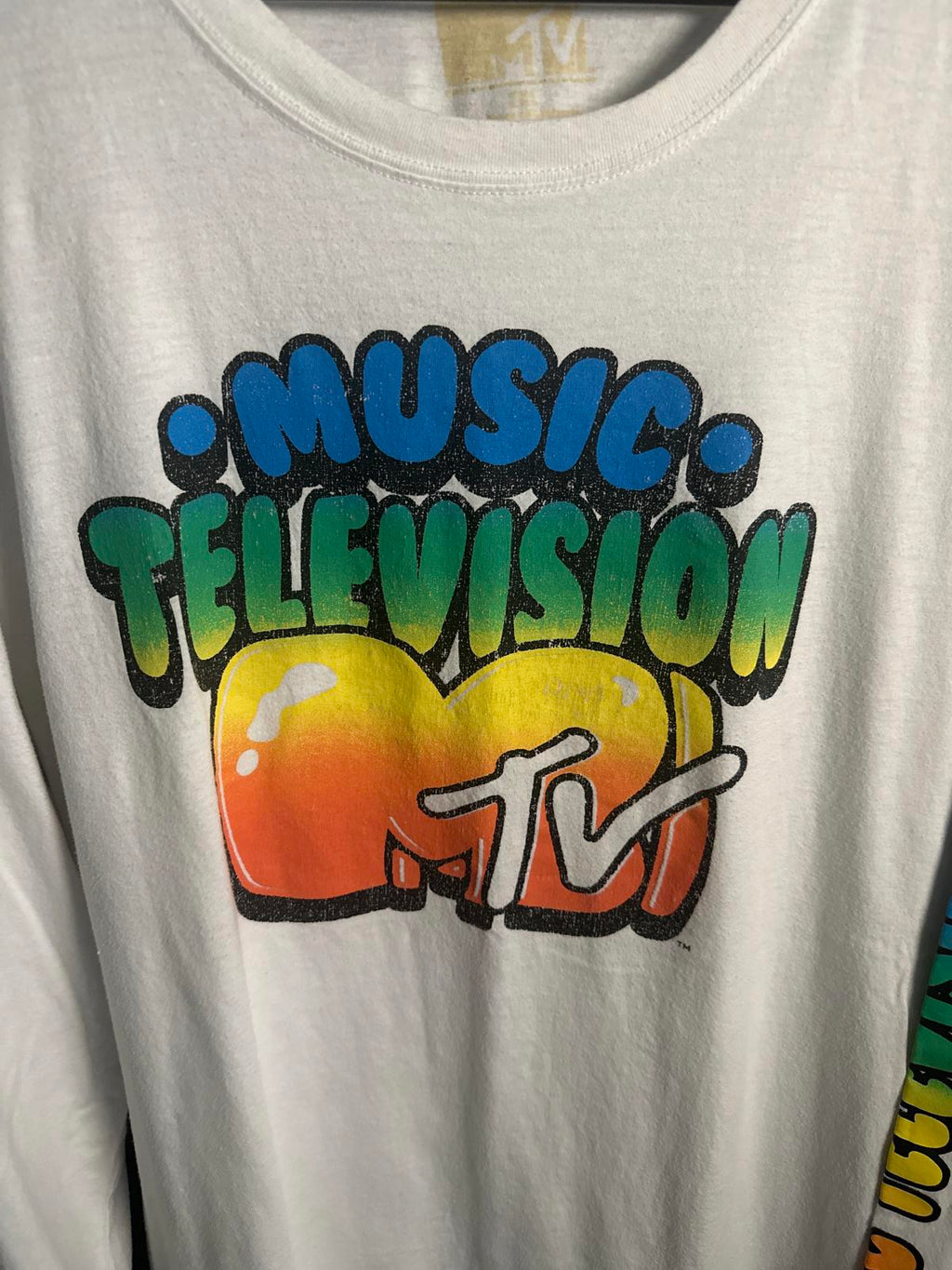 MTV Music Television Men's Long Sleeve T-Shirt