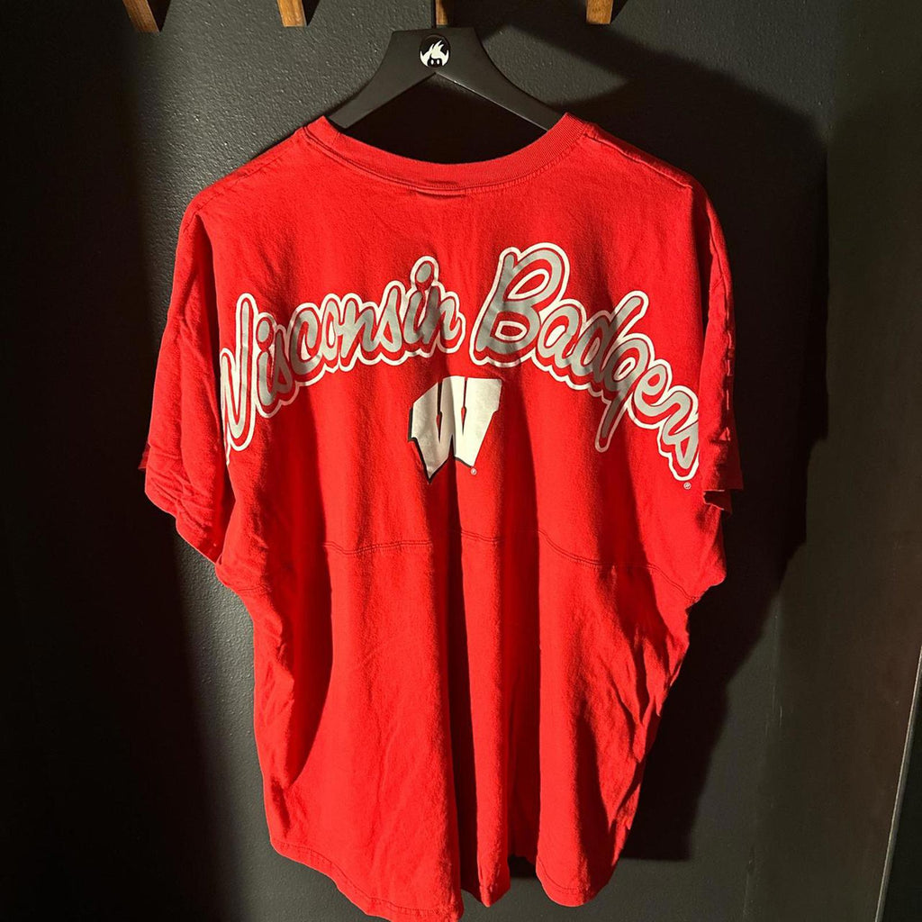 Wisconsin Badgers T-Shirt Size XL By KA Knights