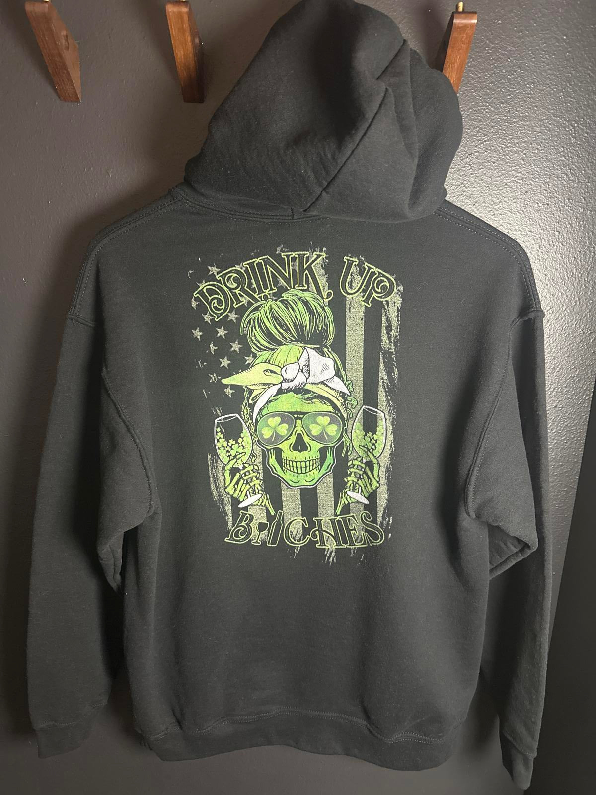 Gildan Heavy Blend Black Hoodie with Green Skull Graphic