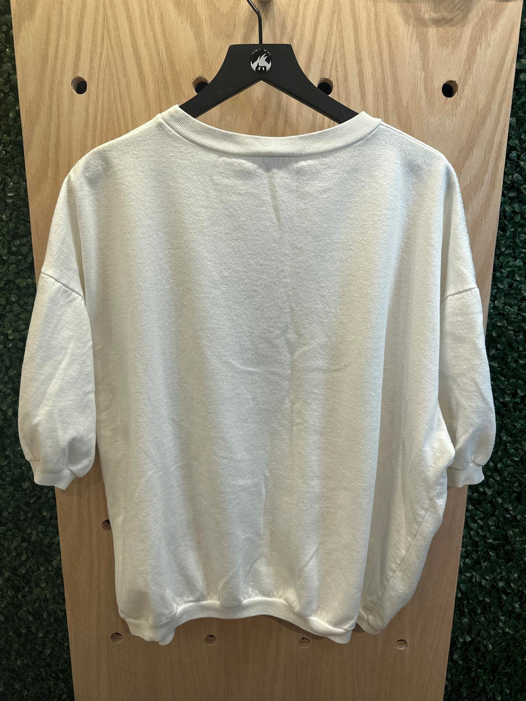 Vintage Plus of California Womenswear White Jingle Bells Lightweight Sweatshirt