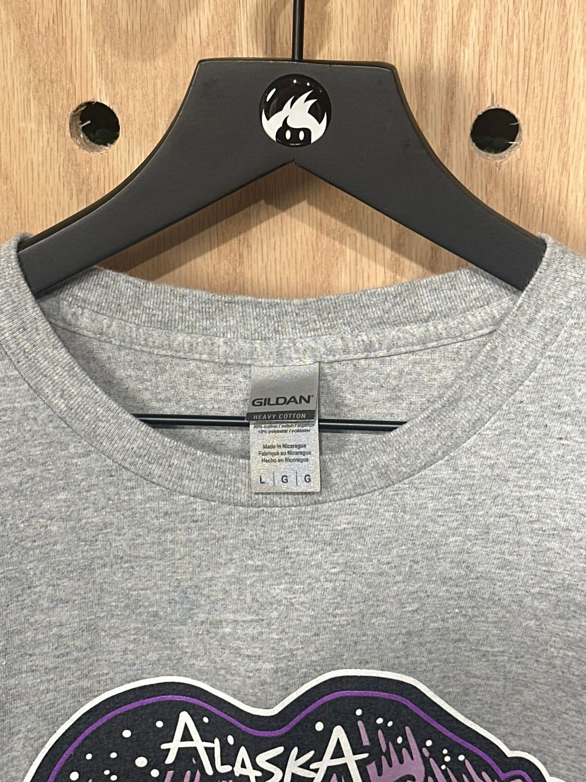 Men's Gray Alaska Bear Graphic T-Shirt Size Large