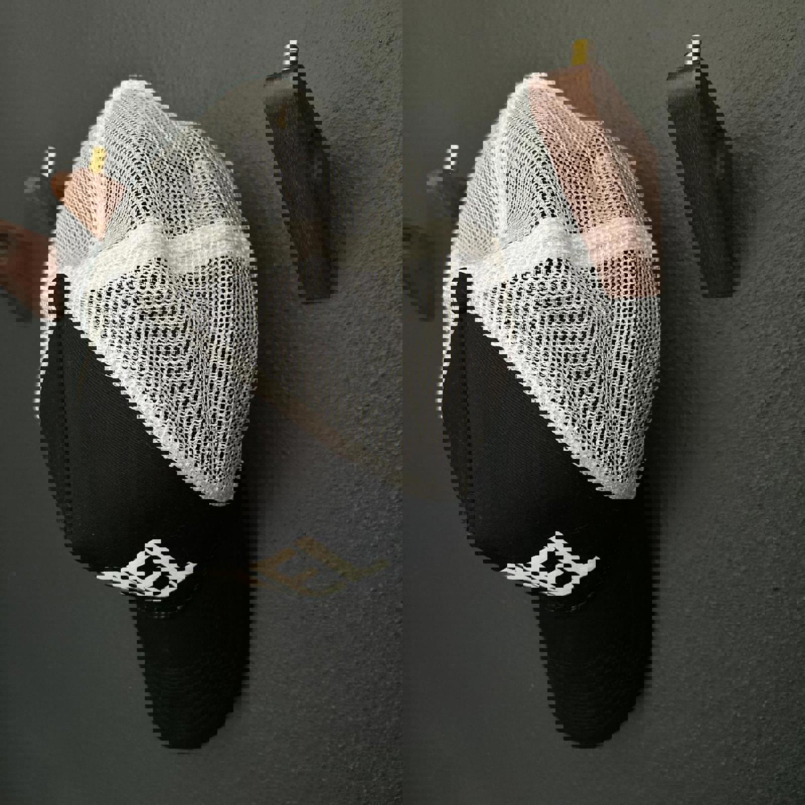 New Era Men's Black and White Hat