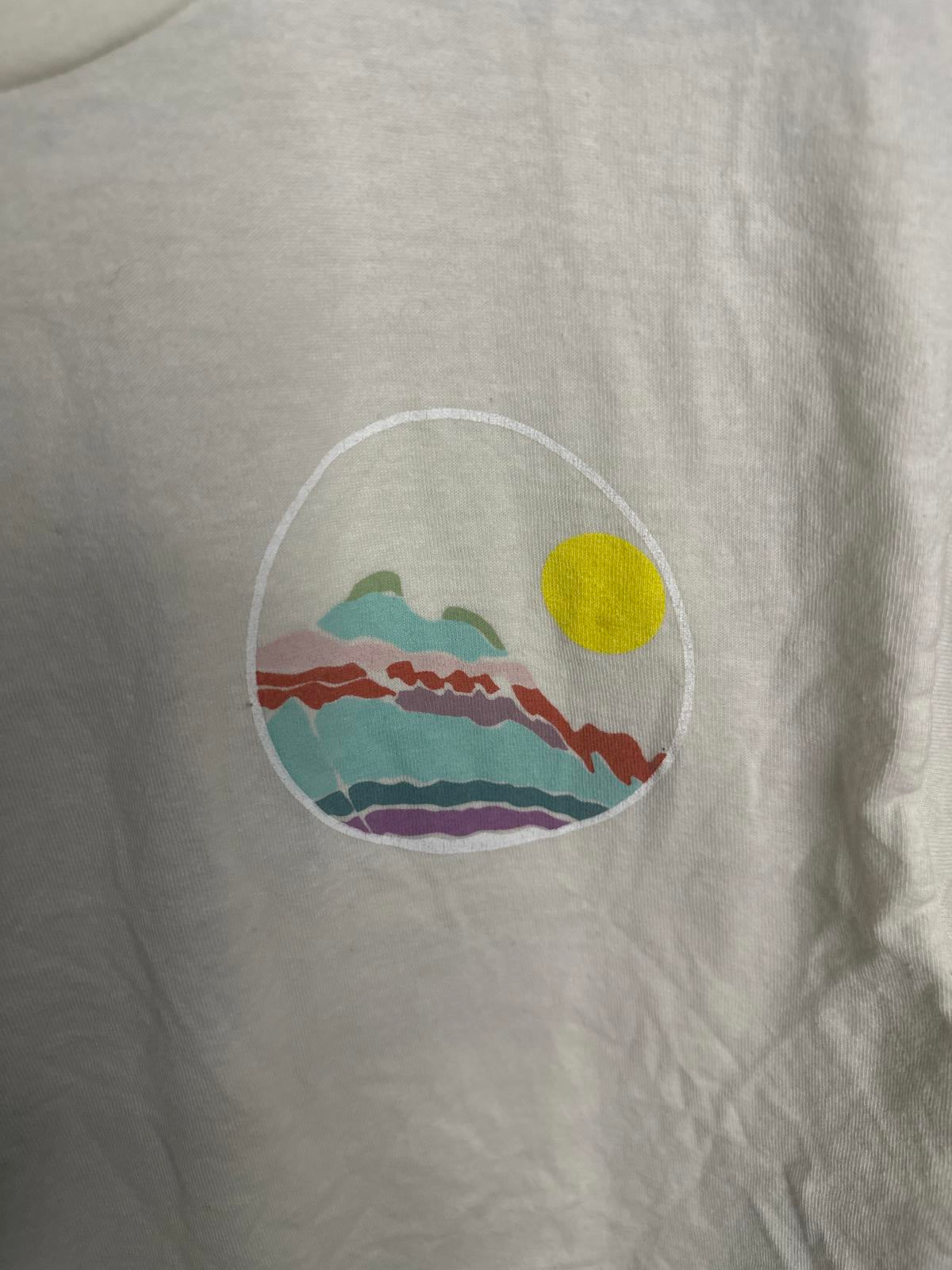 Bioworld Arizona Graphic T-Shirt - Vintage Style
