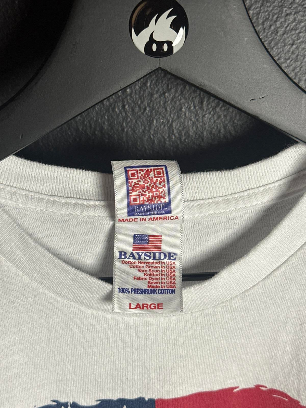 Bayside USA Flag Graphic T-Shirt Large