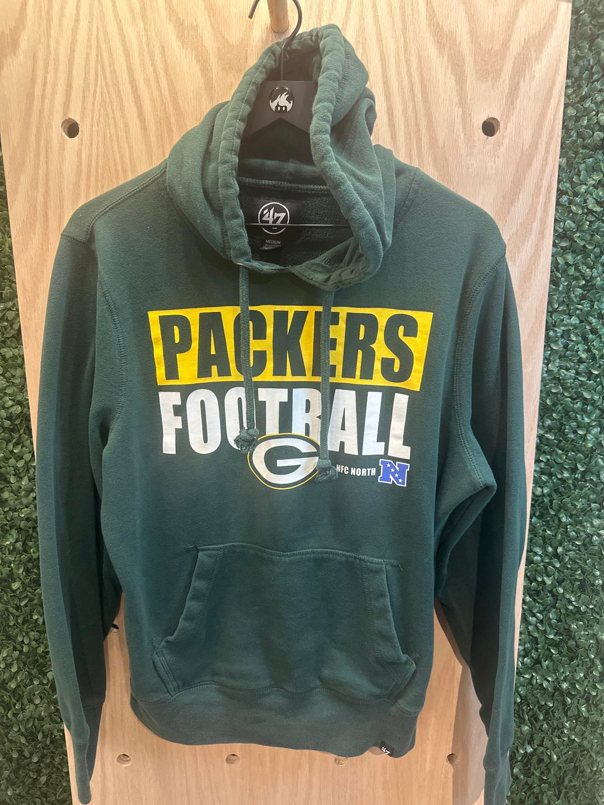 Green Bay Packers Football Hoodie by 47 Brand - Medium