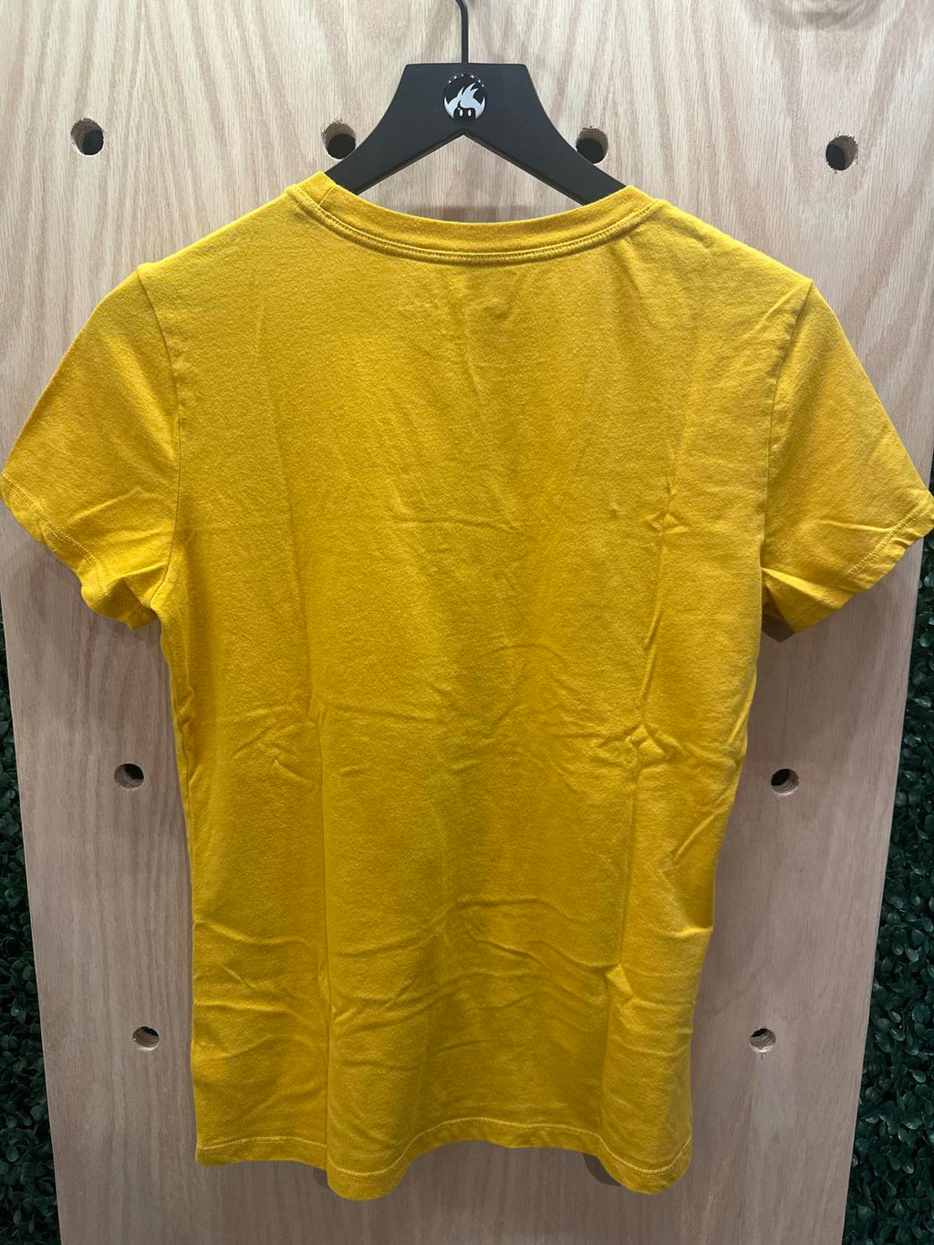 Aeropostale Classic Crew Yellow Graphic T-Shirt