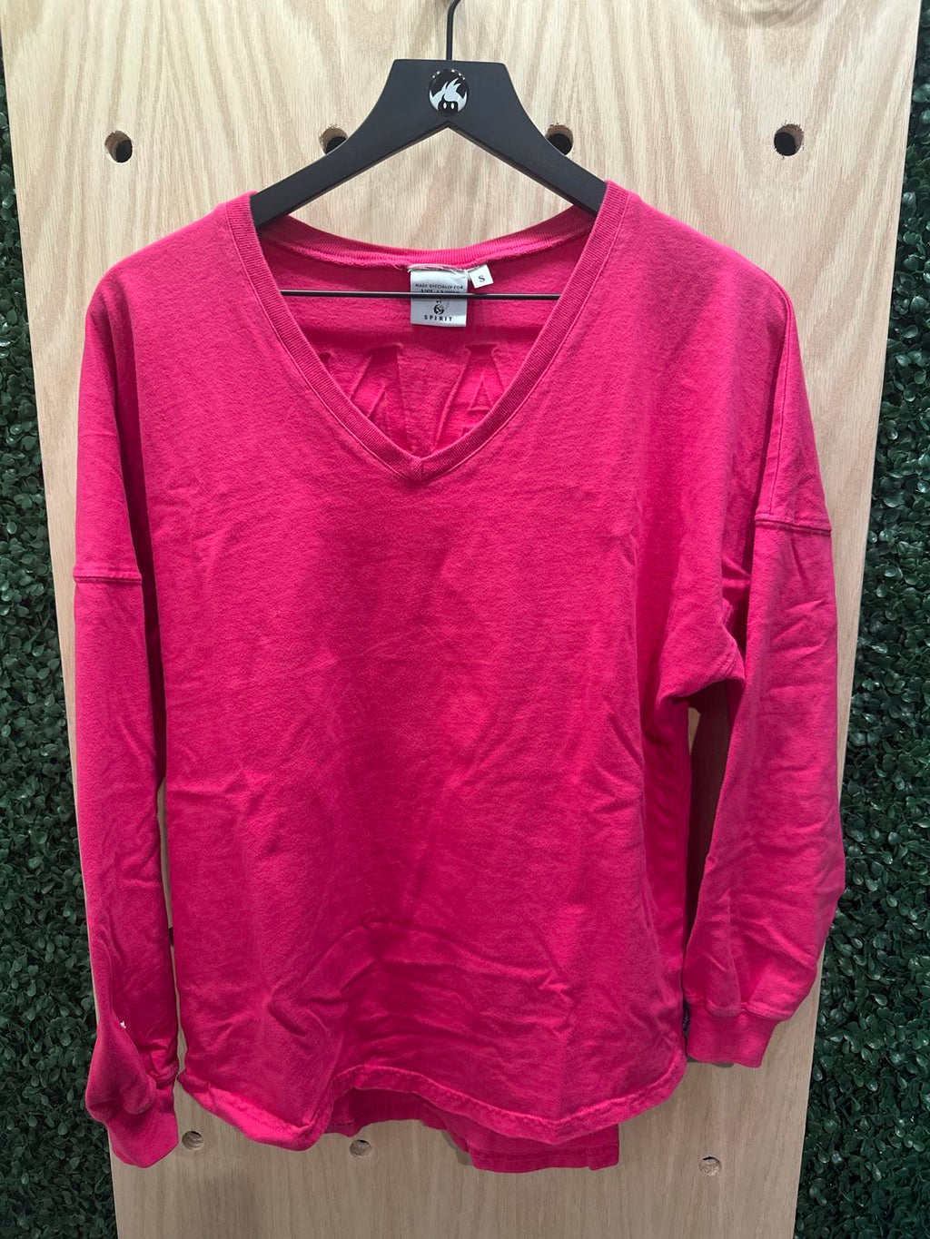 Spirit Atlantis Paradise Island Pink Long Sleeve V-Neck Shirt
