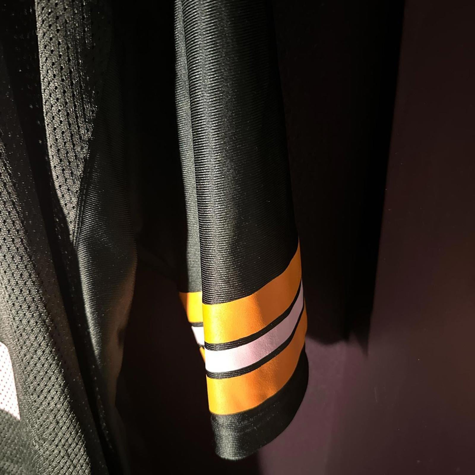 Aaron Rodgers Jersey Size XL