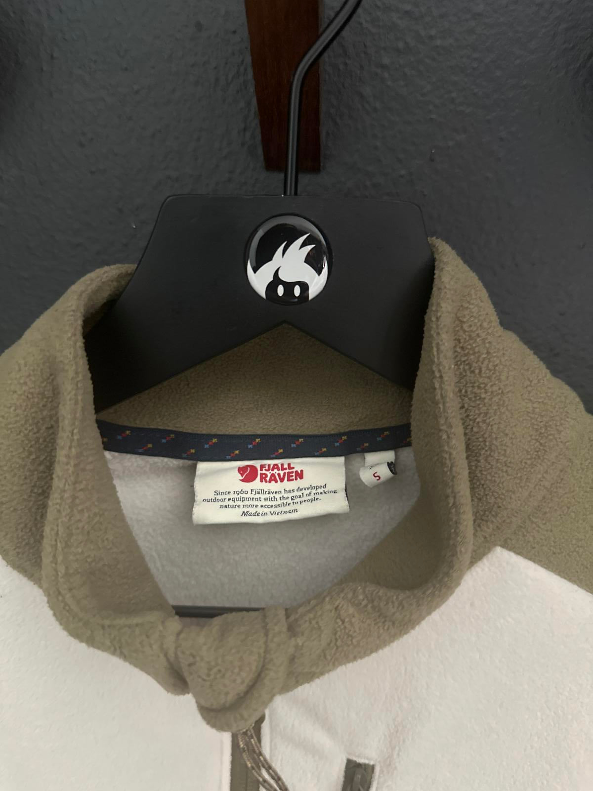 Fjällräven Woman’s Fleece Quarter-Zip Pullover