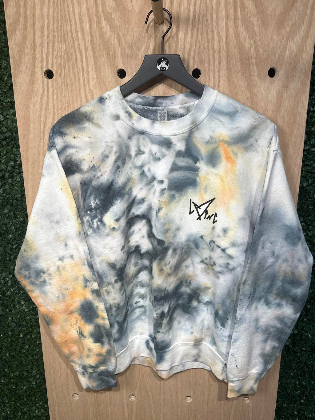 Tie-Dye Woman's Sweatshirt with Graphic Logo