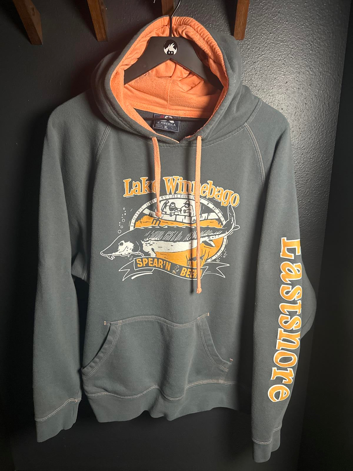Lake Winnebago Spear'n Bear Sturgeon Spearing Hoodie Sweatshirt Mens XL